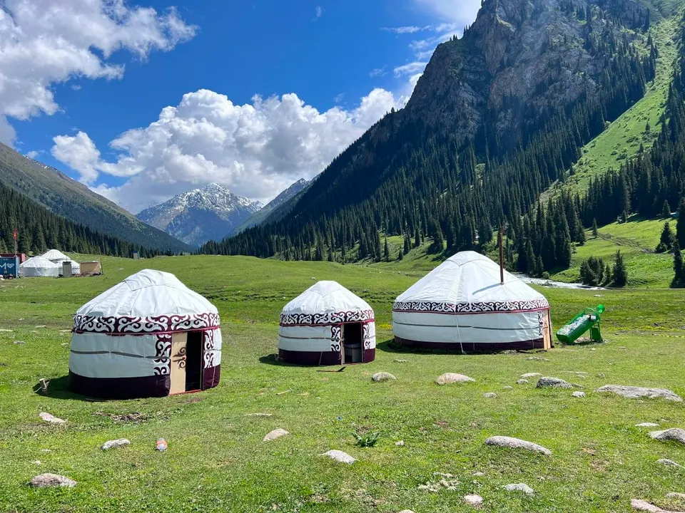 Emin Sky Camp | Altyn Arashan